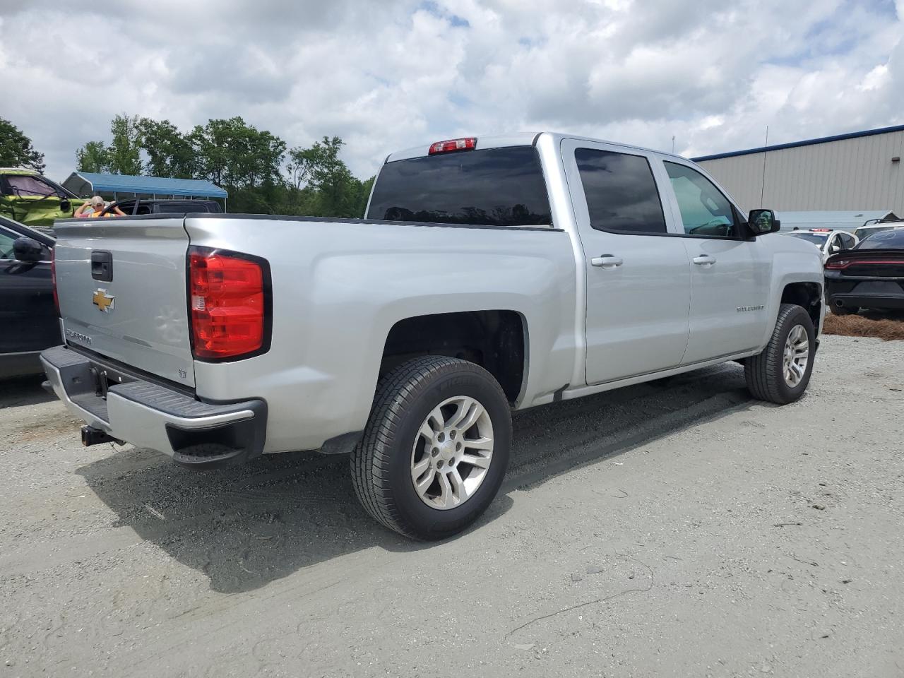 3GCUKREC8GG375823 CHEVROLET ALL Models 2016