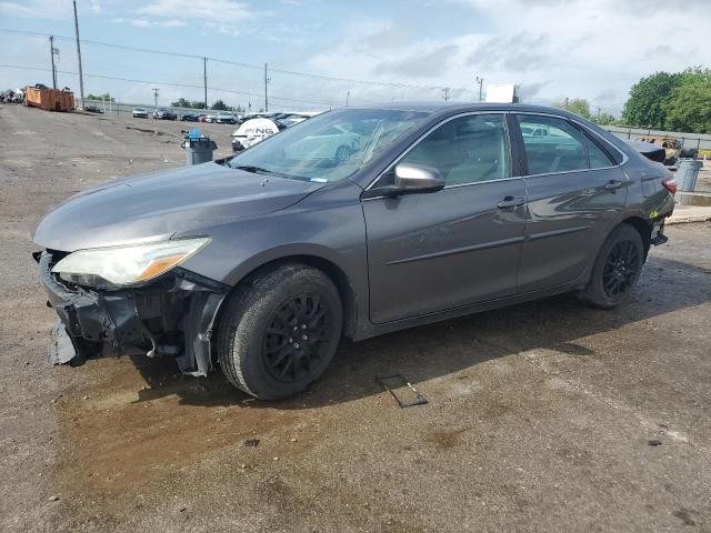  TOYOTA CAMRY 2016 Серый