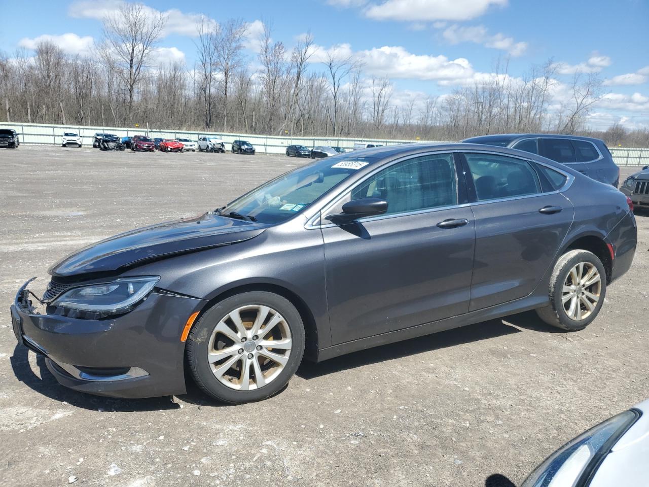 2016 Chrysler 200 Limited na sprzedaż w Leroy, NY - Front End