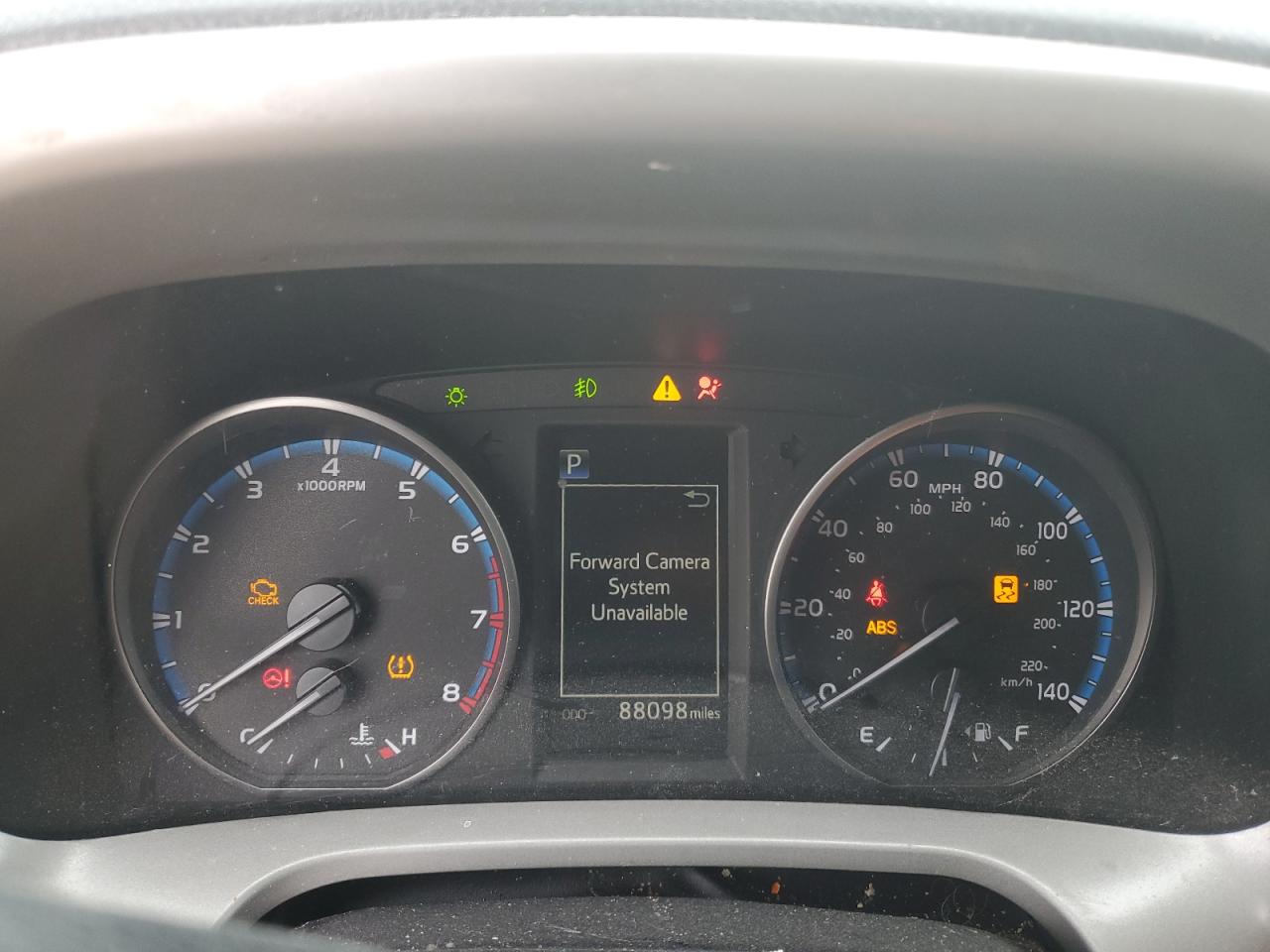 2T3WFREV8JW467052 TOYOTA RAV4 2018