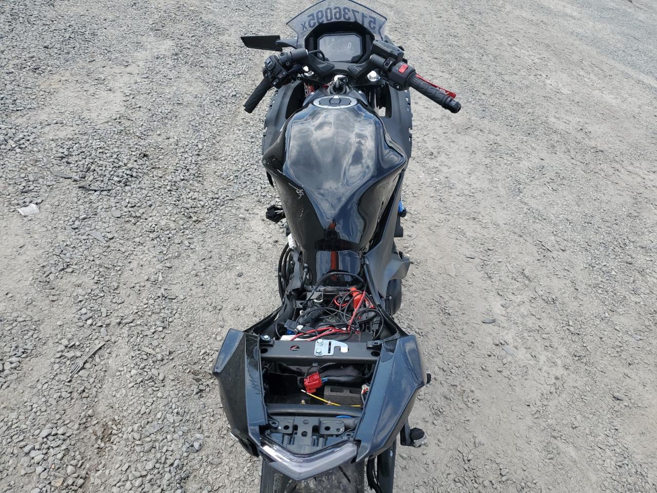 2025 Kawasaki Ex650 R VIN: ML5EXER15SDAD8788 Lot: 51736095