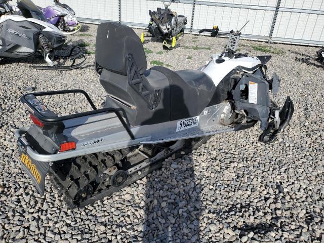 2020 SKIDOO EXPEDITION
