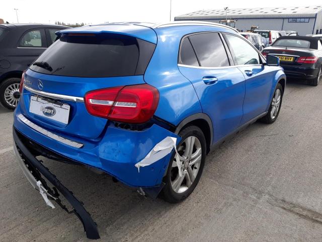 2016 MERCEDES BENZ GLA 200 D