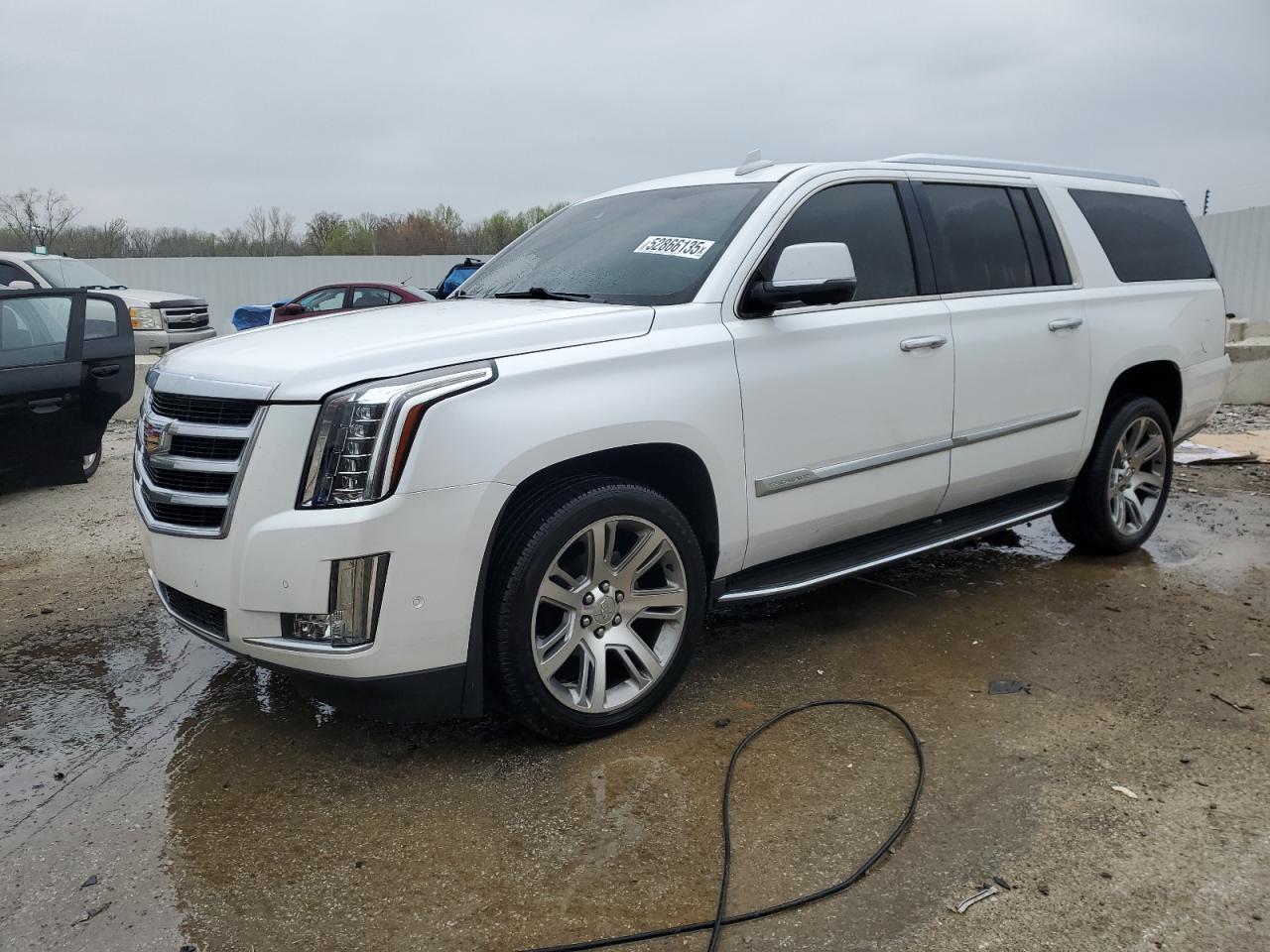 2017 Cadillac Escalade Esv Luxury for Sale in Louisville, KY - Hail