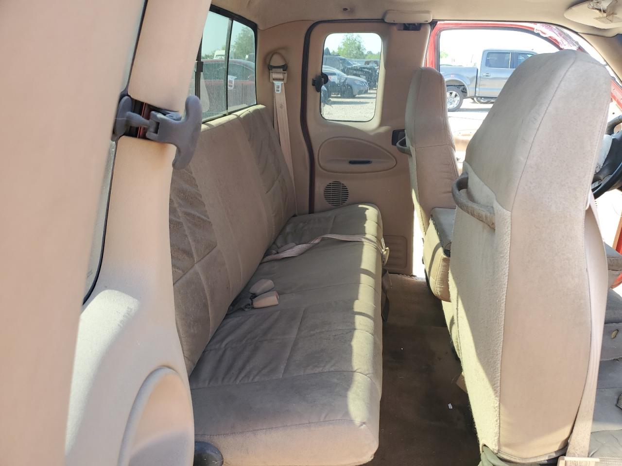 1998 Dodge Ram 1500 VIN: 1B7HC13Y8WJ195897 Lot: 51695335