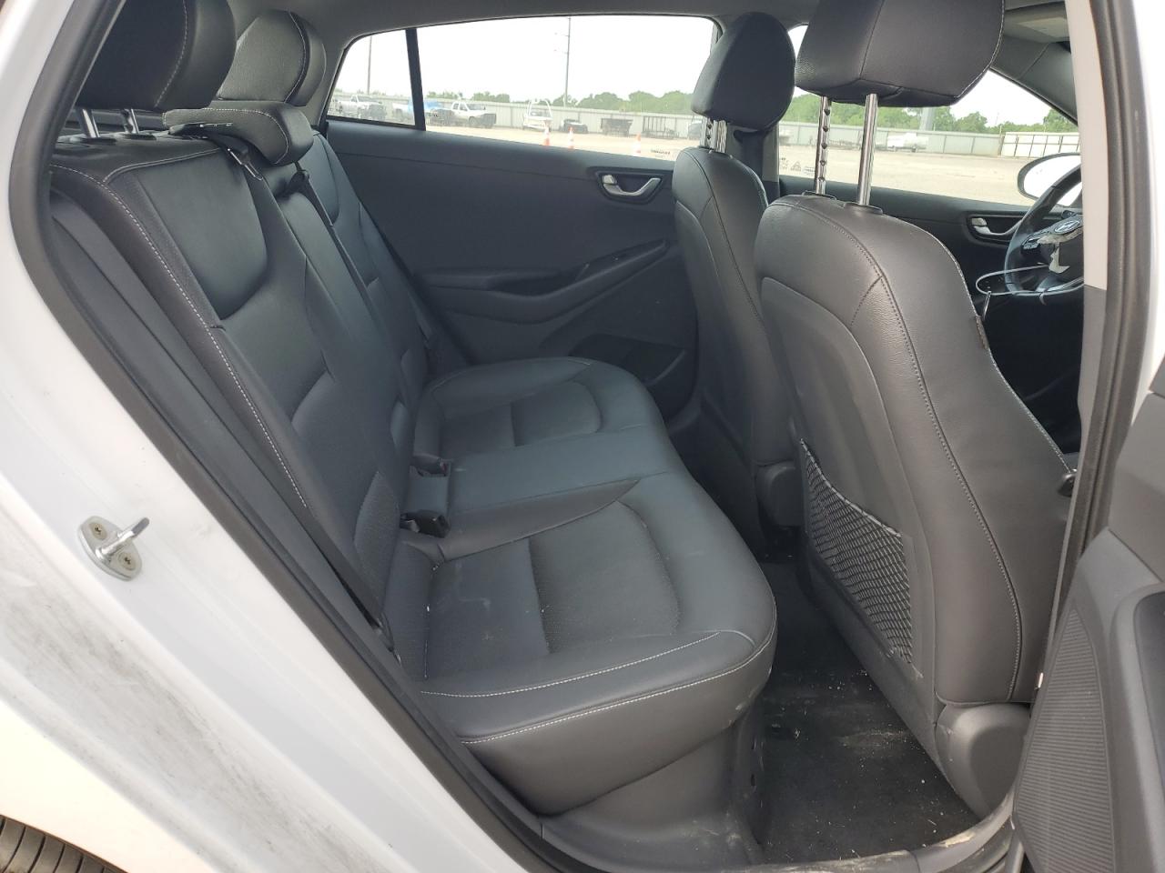 2018 Hyundai Ioniq Limited VIN: KMHC85LCXJU090806 Lot: 52827895