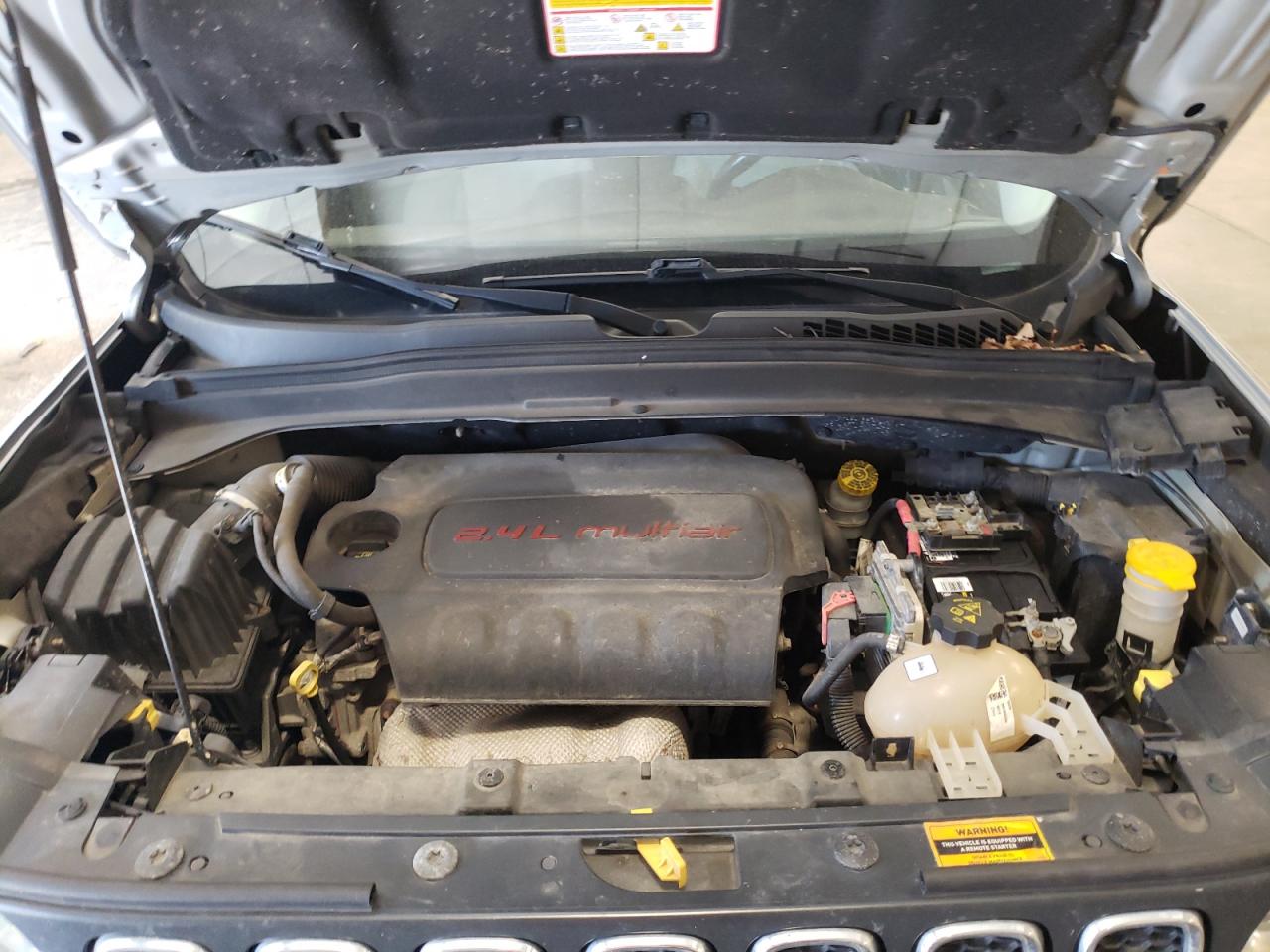 2015 Jeep Renegade Latitude VIN: ZACCJABTXFPB27204 Lot: 55433915