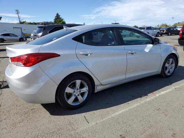  HYUNDAI ELANTRA 2013 Srebrny