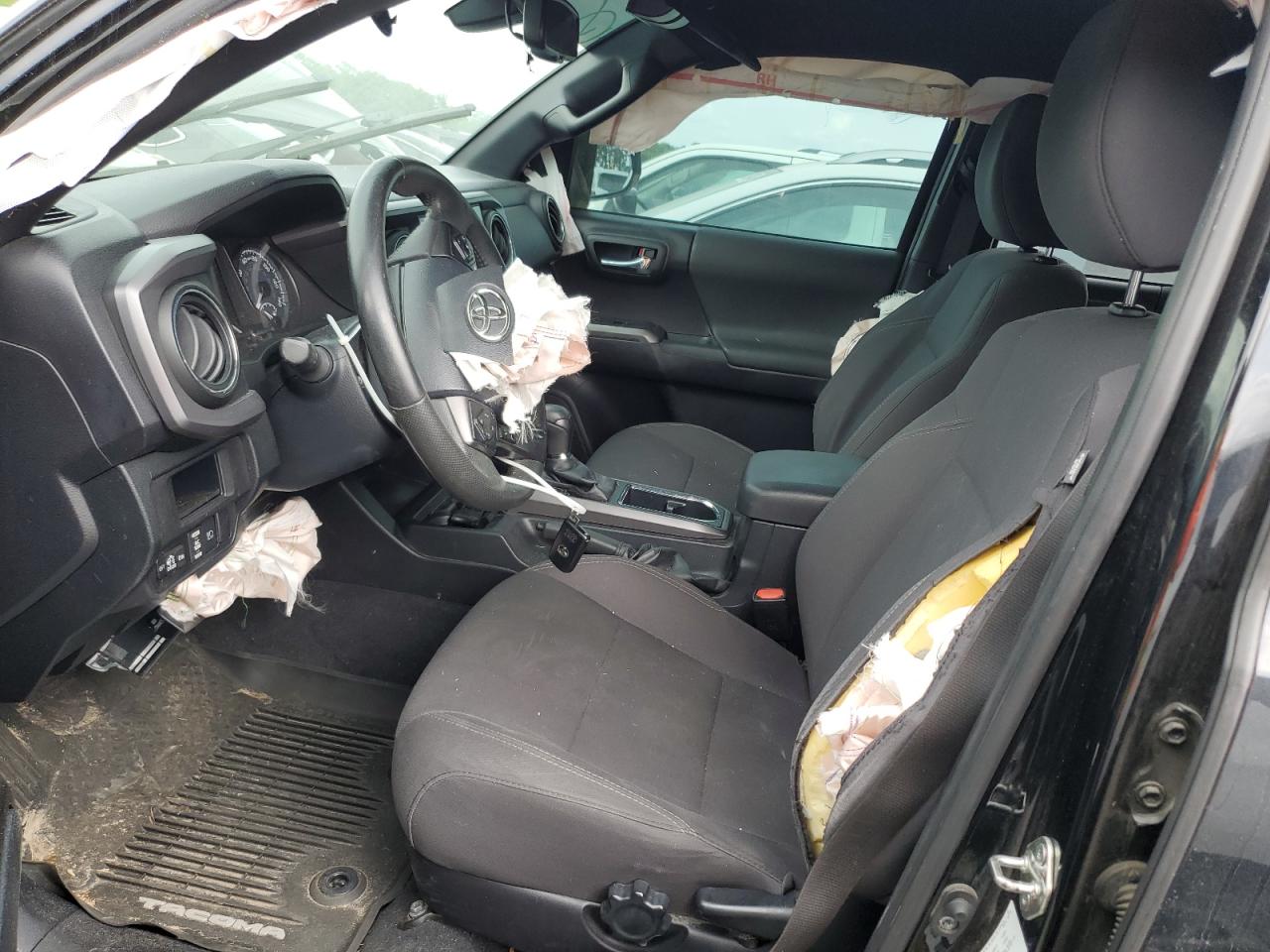 3TMAZ5CN9JM067483 TOYOTA TACOMA 2018
