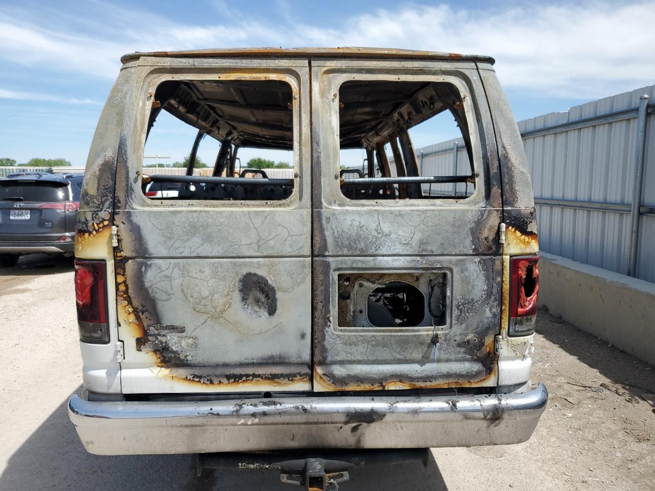 2007 Ford Econoline E350 Super Duty Wagon VIN: 1FBSS31L37DB12683 Lot: 54871275