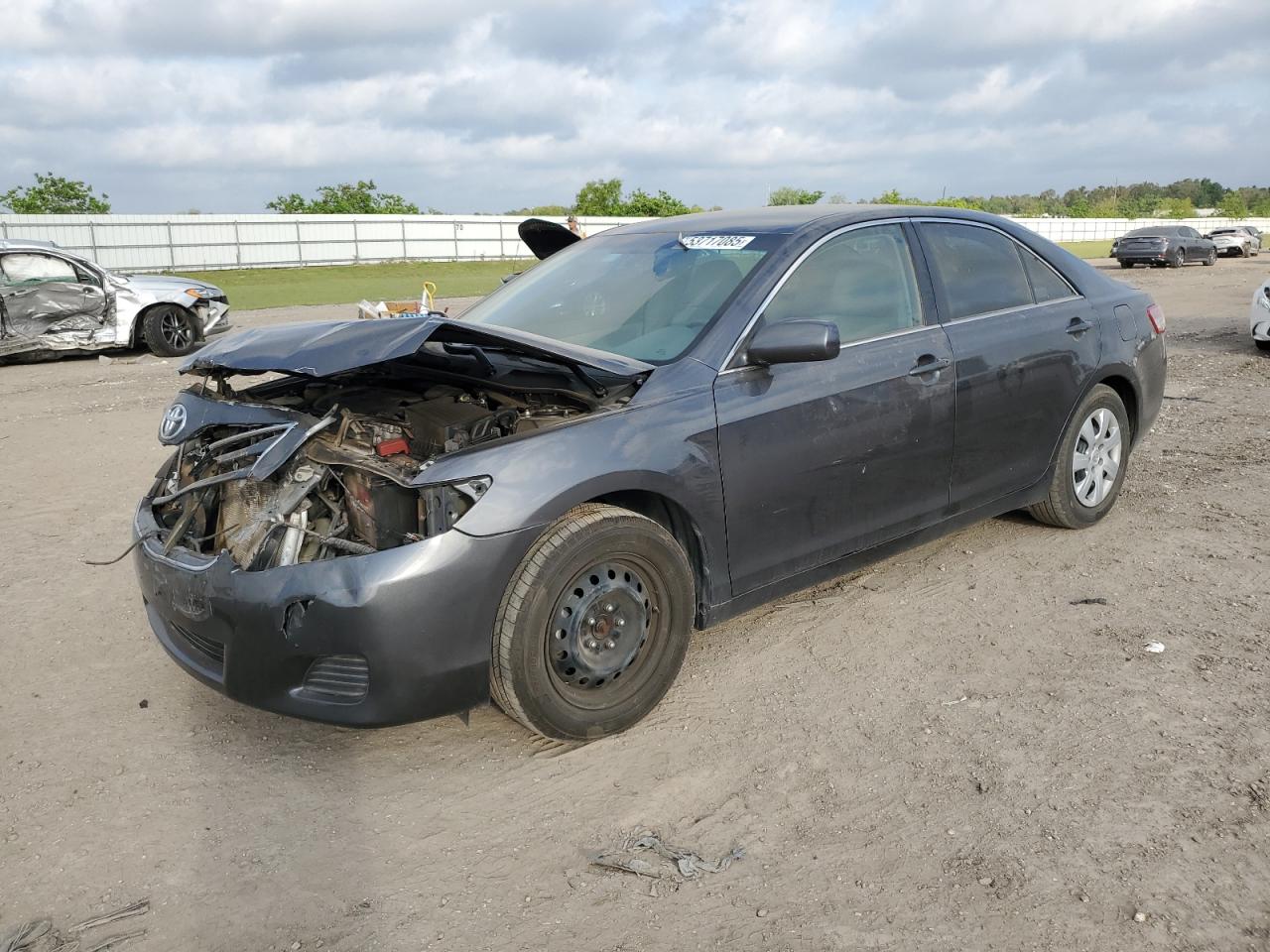 2011 Toyota Camry Base for Sale in Houston, TX - Front End