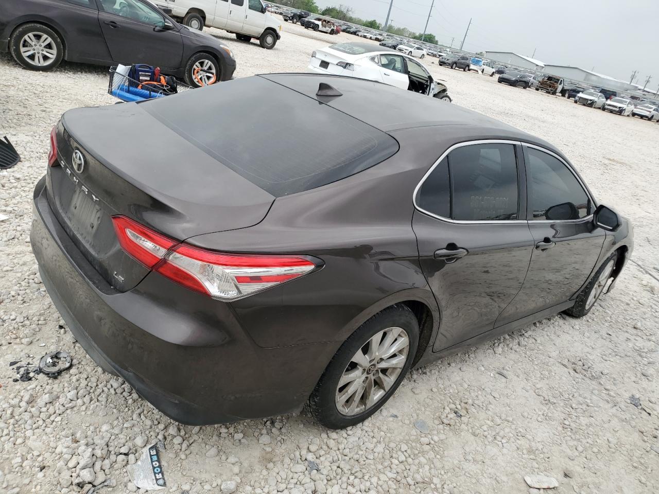 4T1B11HK8KU754434 TOYOTA CAMRY 2019