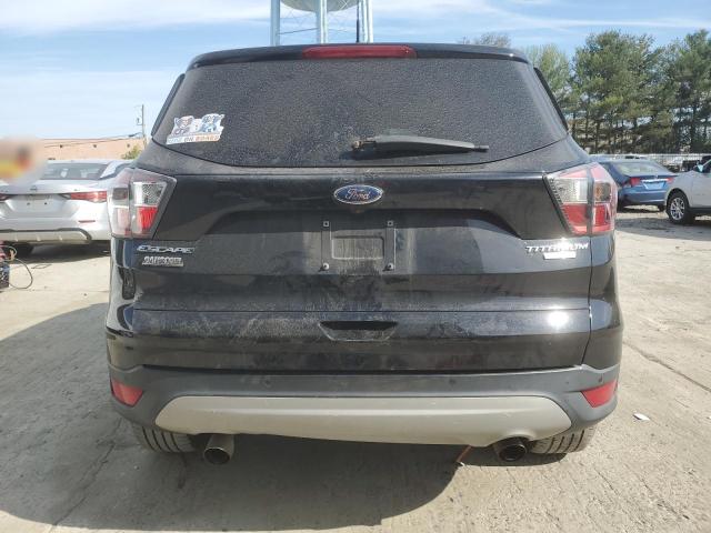  FORD ESCAPE 2017 Czarny