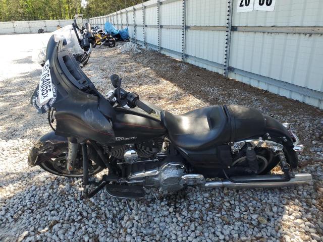  HARLEY-DAVIDSON FL 2015 Чорний