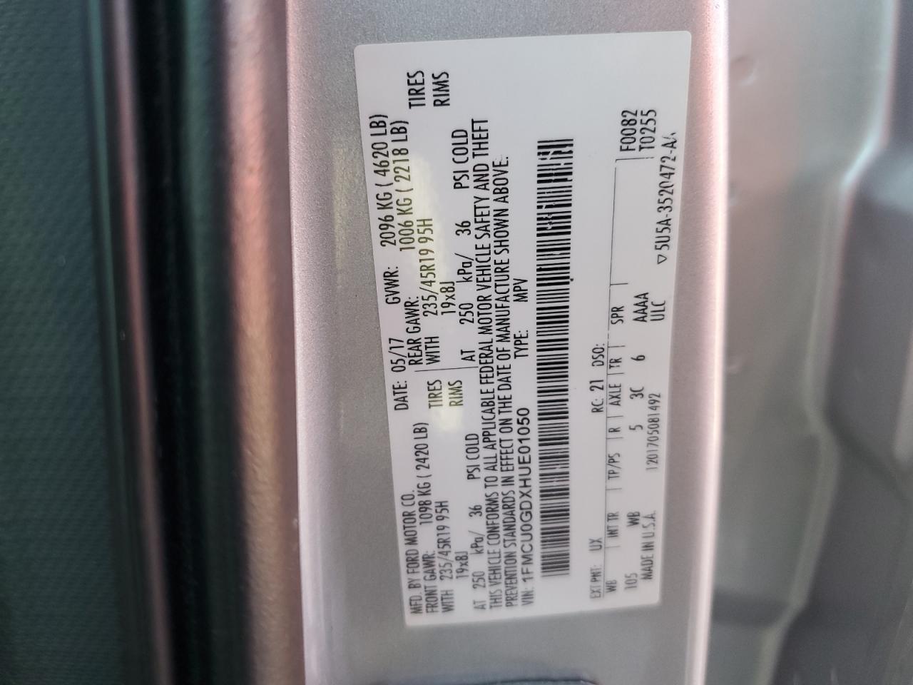 1FMCU0GDXHUE01050 FORD ESCAPE 2017
