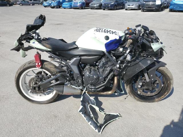 2023 Yamaha Yzfr7 