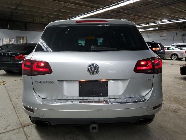  VOLKSWAGEN TOUAREG 2012 Silver