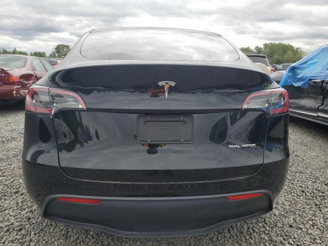  TESLA MODEL Y 2021 Черный