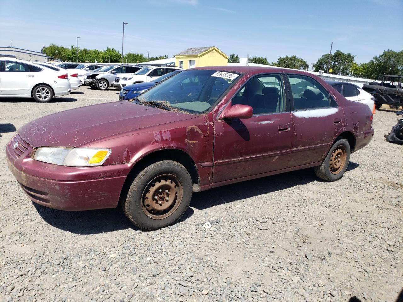 1998 Toyota Camry Ce na sprzedaż w Sacramento, CA - All Over