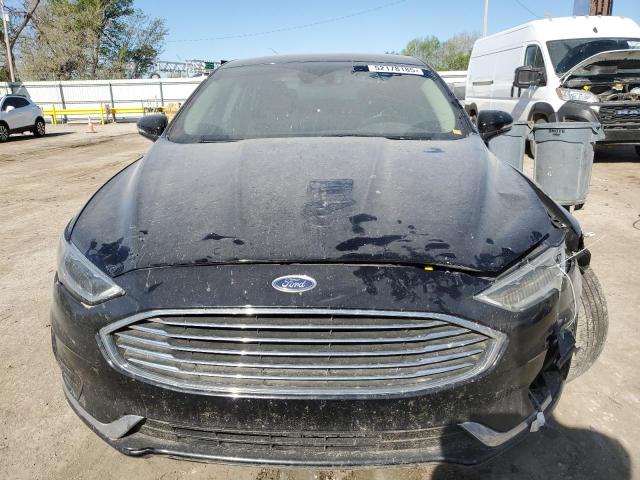 FORD FUSION 2019 Czarny