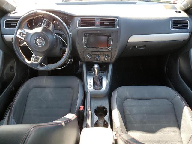  VOLKSWAGEN JETTA 2013 Червоний