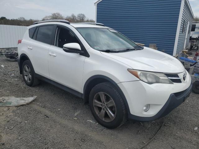 Паркетники TOYOTA RAV4 2015 Белый