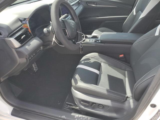  TOYOTA CAMRY 2025 Белы