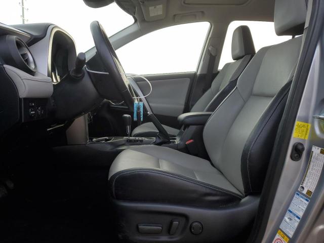 Паркетники TOYOTA RAV4 2017 Серебристый