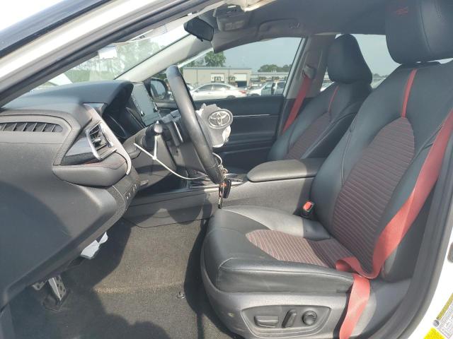  TOYOTA CAMRY 2021 Білий