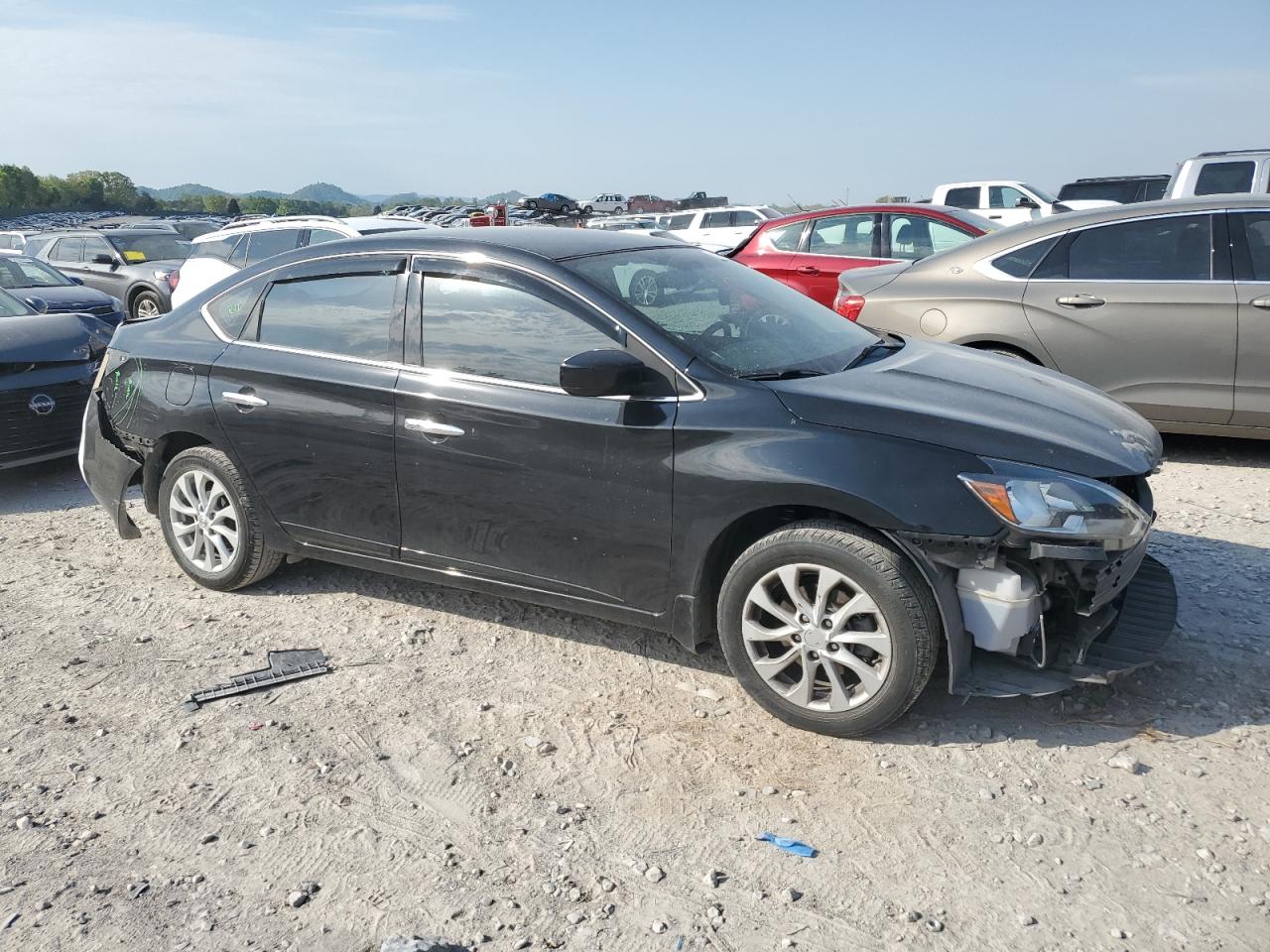 3N1AB7AP7JL637185 NISSAN SENTRA 2018