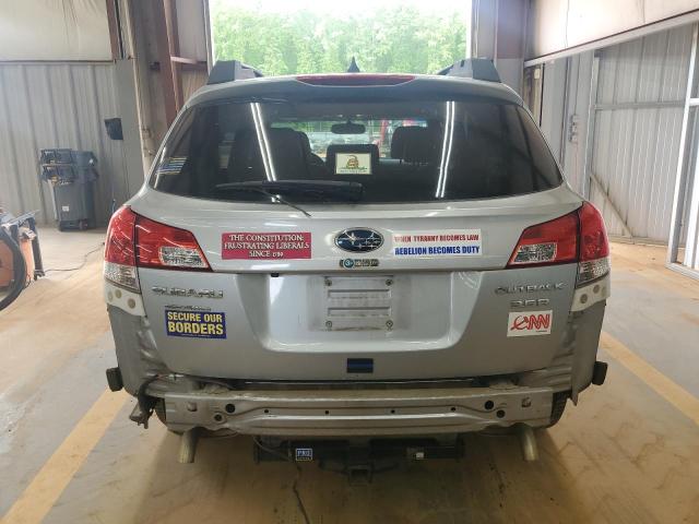  SUBARU OUTBACK 2013 Silver