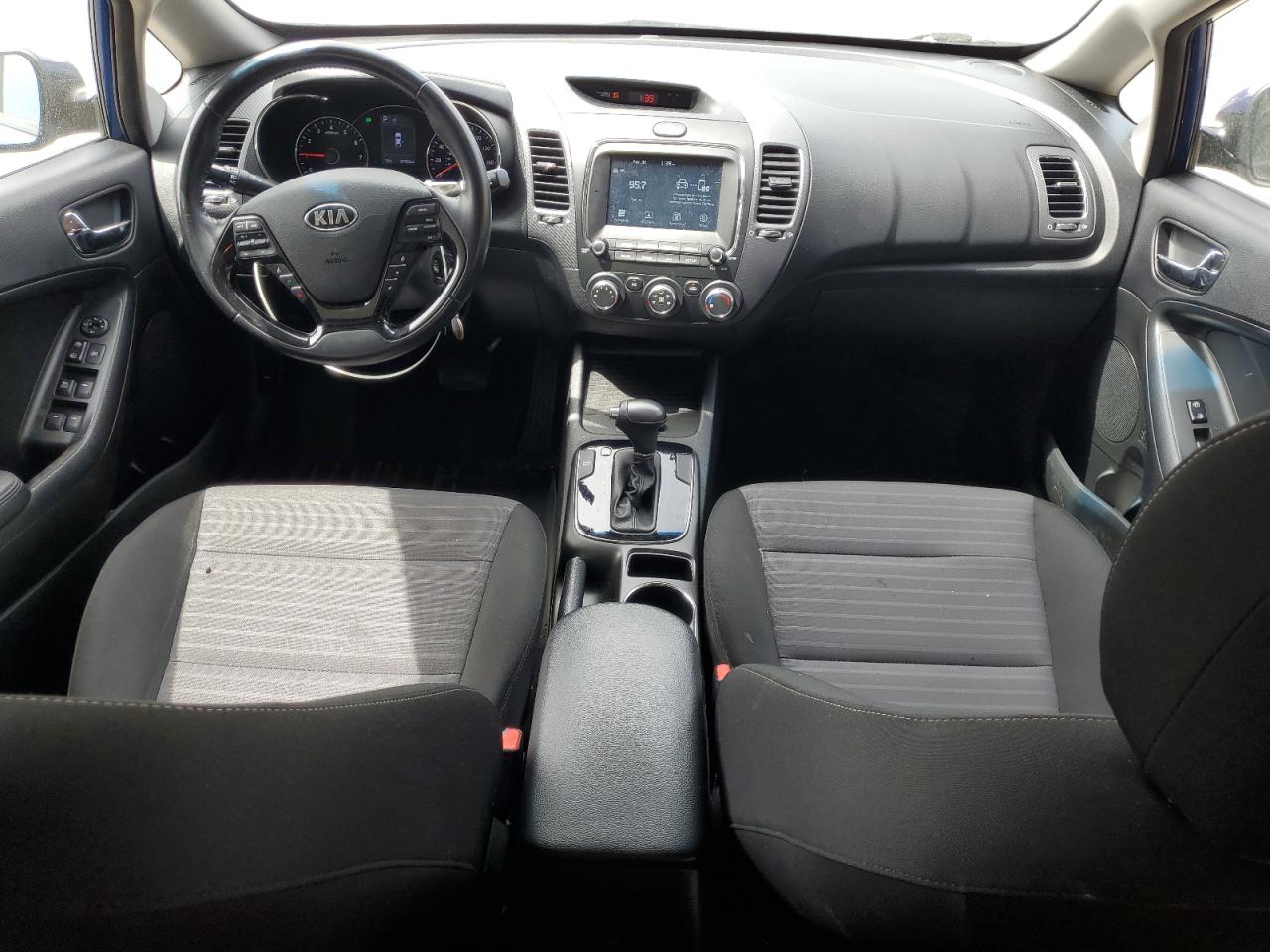 2018 Kia Forte Lx VIN: 3KPFL4A71JE238601 Lot: 55294665