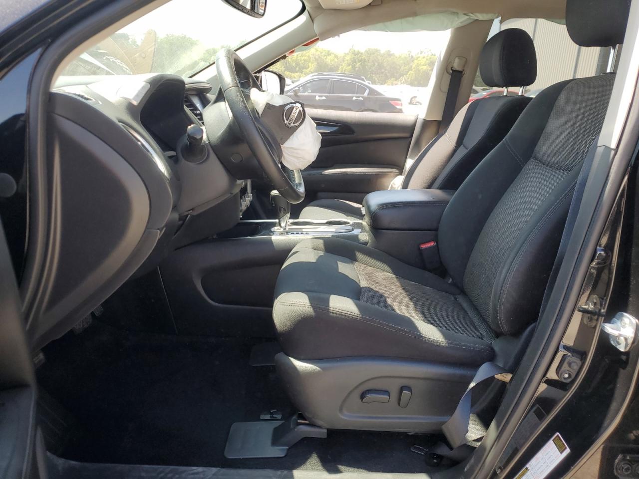 2018 Nissan Pathfinder S VIN: 5N1DR2MN8JC649498 Lot: 52781055