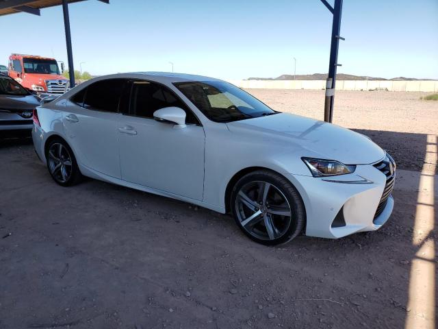  LEXUS IS 2017 Белый