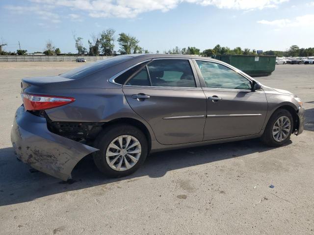  TOYOTA CAMRY 2017 Szary