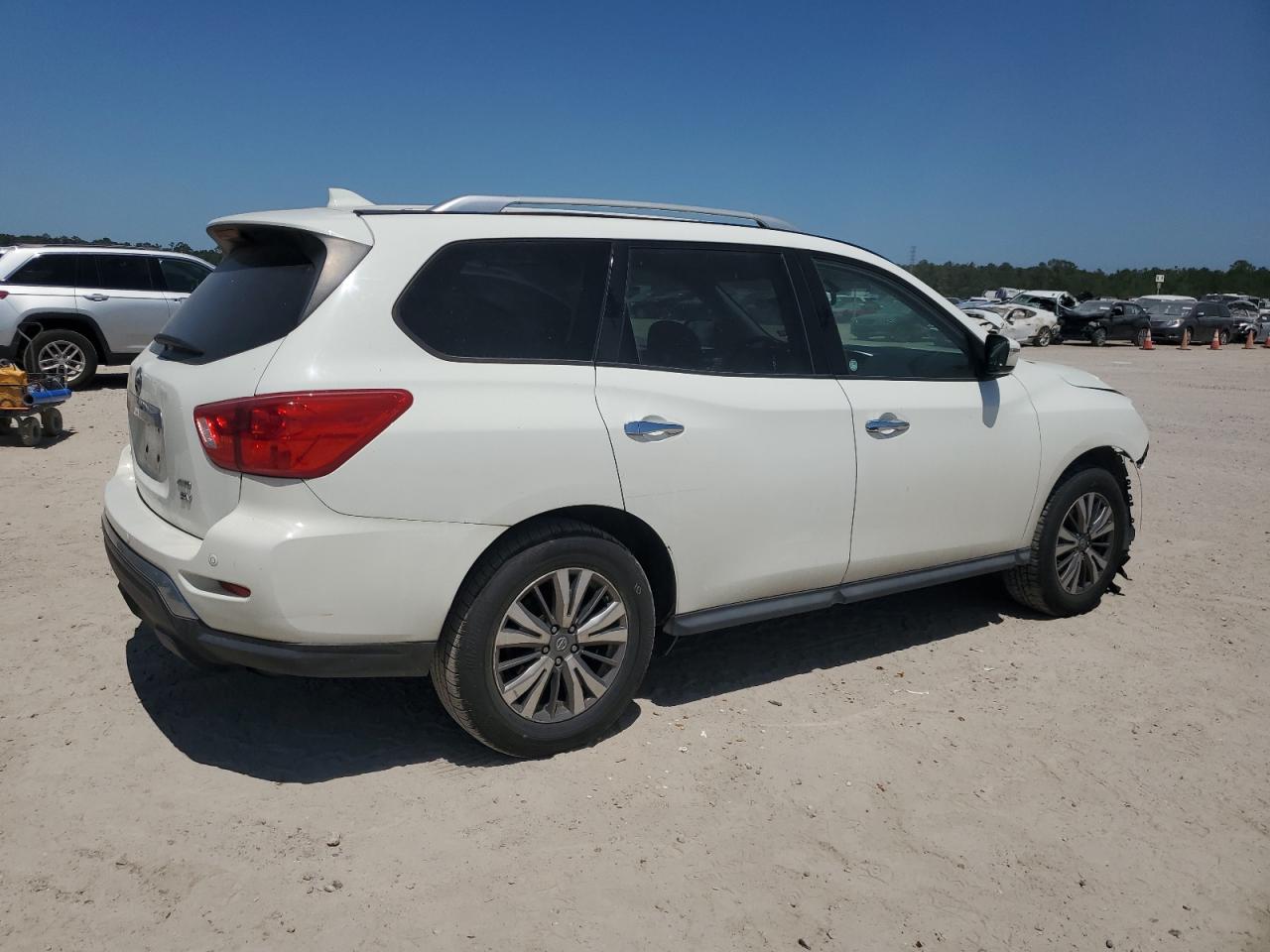 5N1DR2BM8LC583743 NISSAN PATHFINDER 2020
