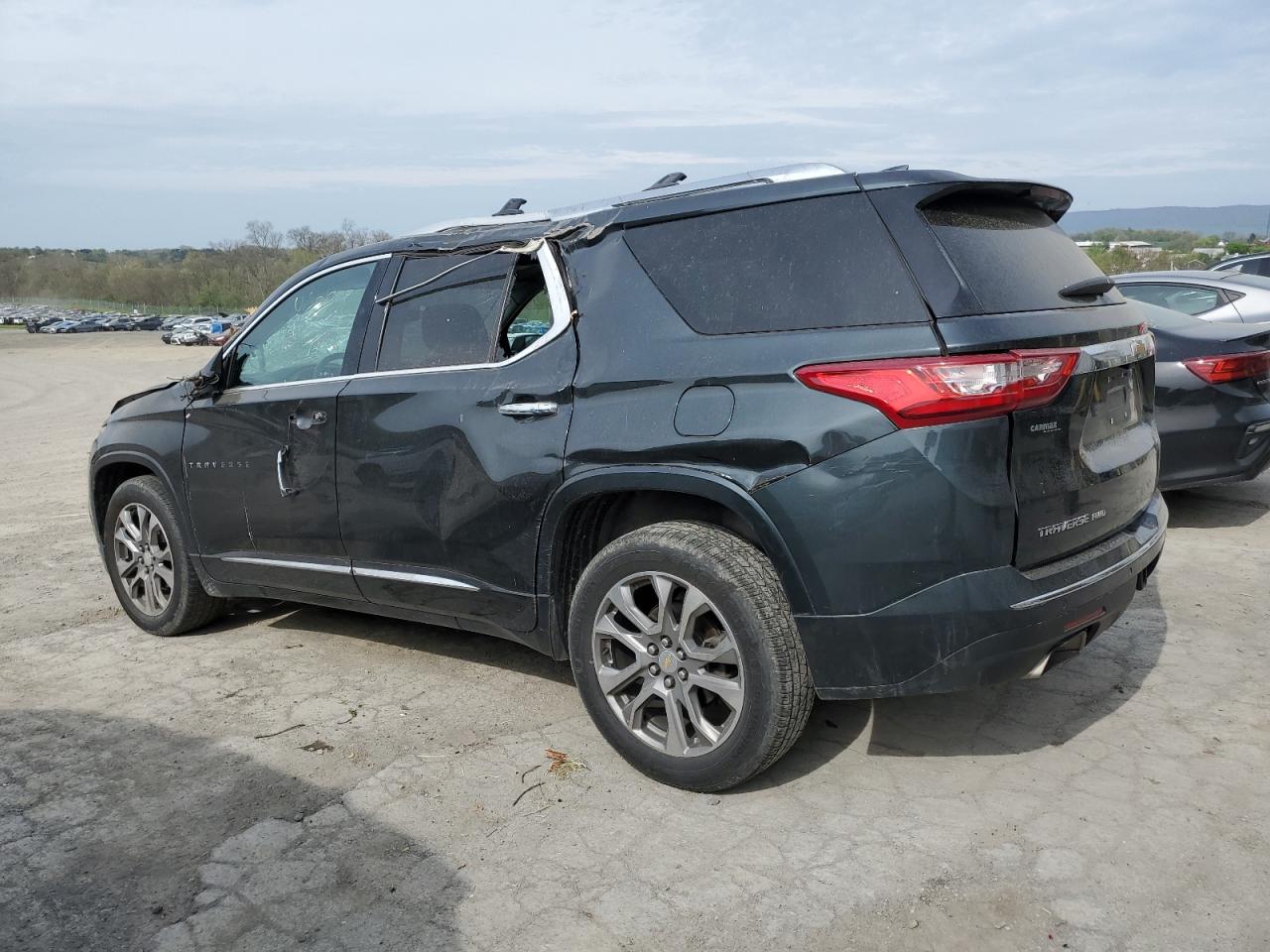 1GNEVJKW2JJ186433 CHEVROLET TRAVERSE 2018