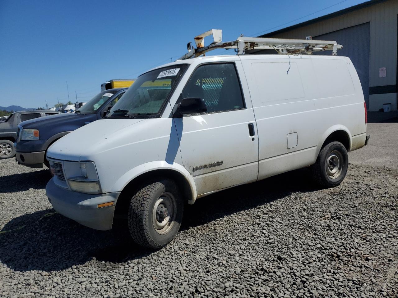 2000 Gmc Safari Xt na sprzedaż w Eugene, OR - Minor Dent/Scratches