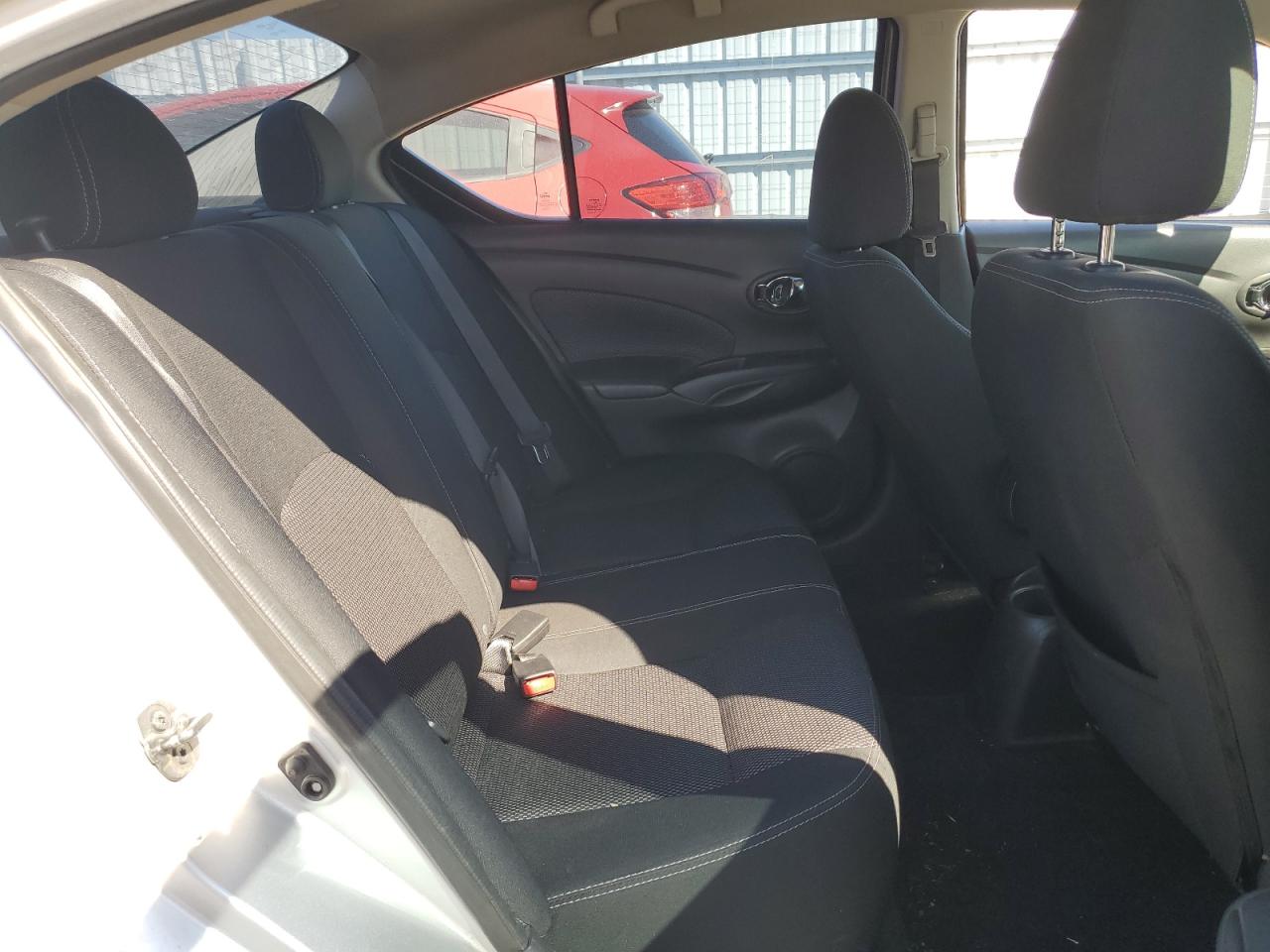 3N1CN7AP1HL811830 NISSAN VERSA 2017