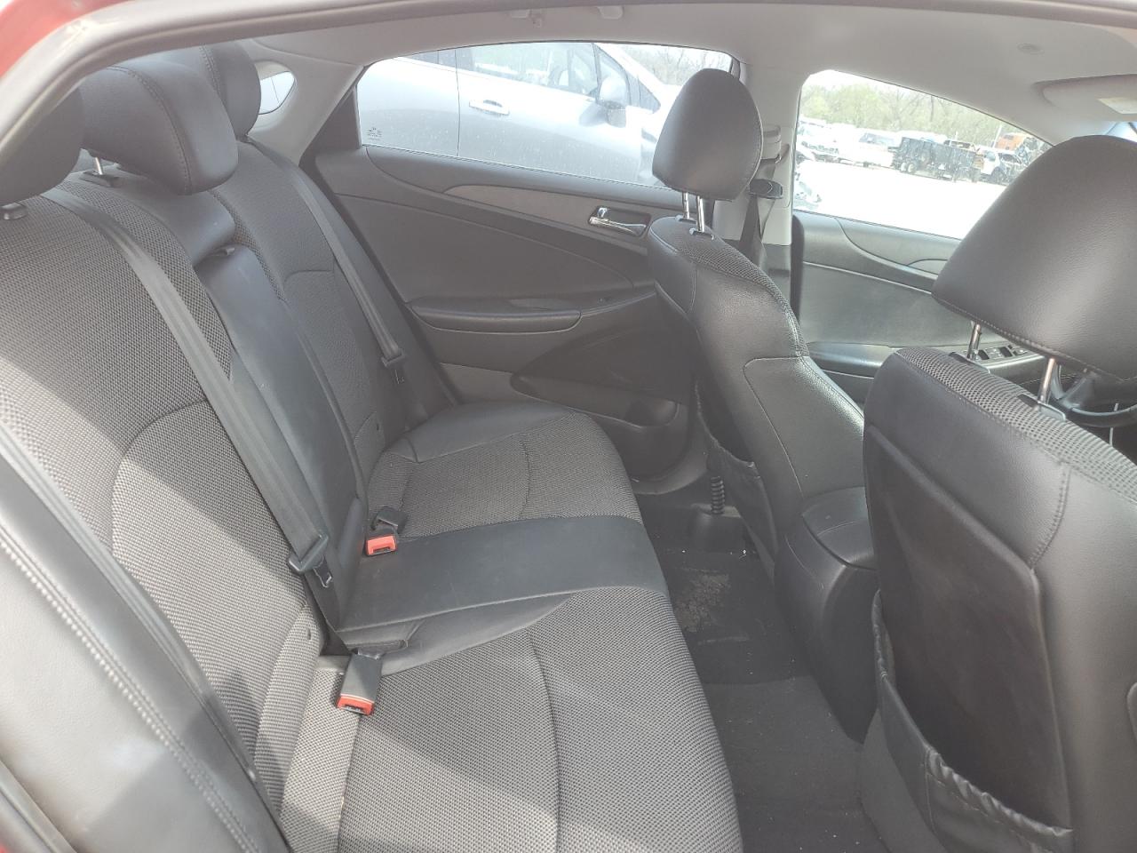 2012 Hyundai Sonata Se VIN: 5NPEC4AB1CH437047 Lot: 50784725