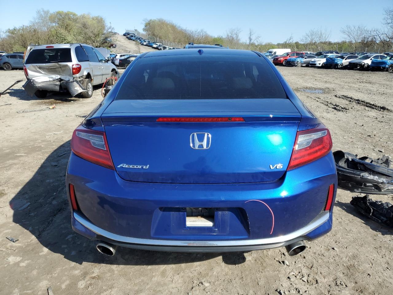 1HGCT2B86GA008001 HONDA ACCORD 2016
