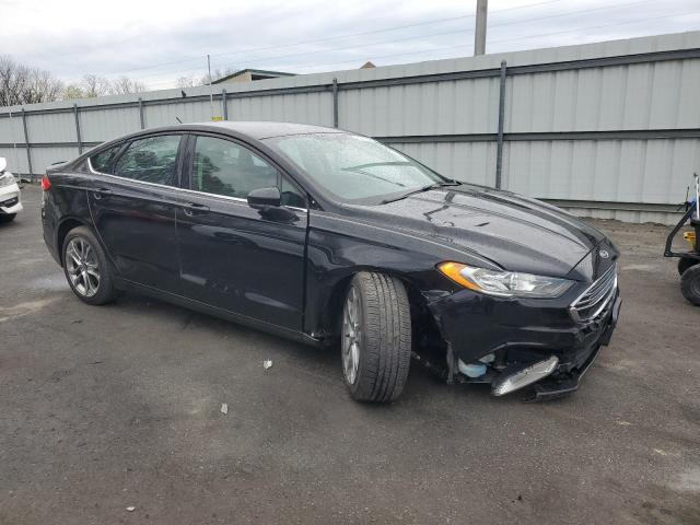  FORD FUSION 2017 Czarny