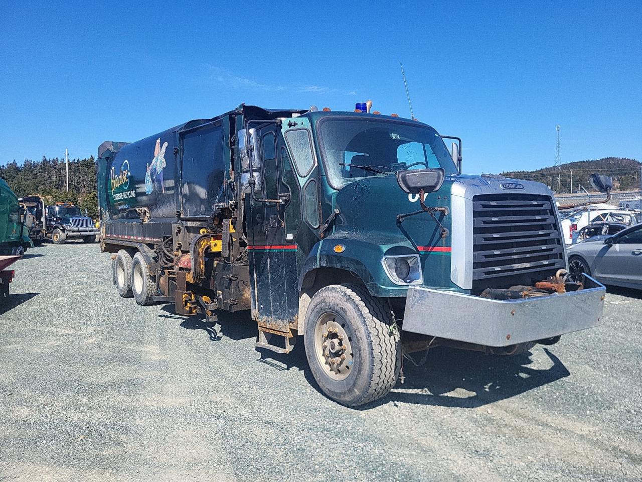 Elmsdale, NS에서 판매 중인 2015 Freightliner 108Sd - Normal Wear