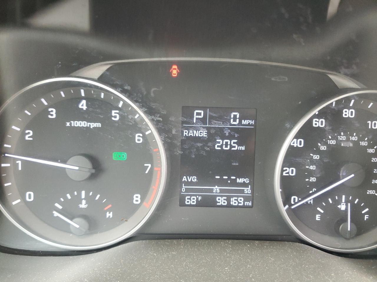 2017 Hyundai Elantra - Image 9