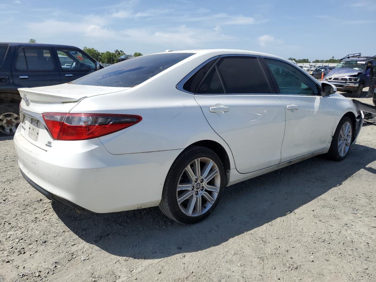 4T1BF1FK1GU562199 TOYOTA CAMRY 2016
