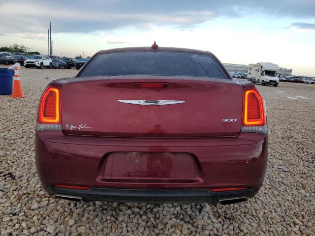  CHRYSLER 300 2019 Czerwony