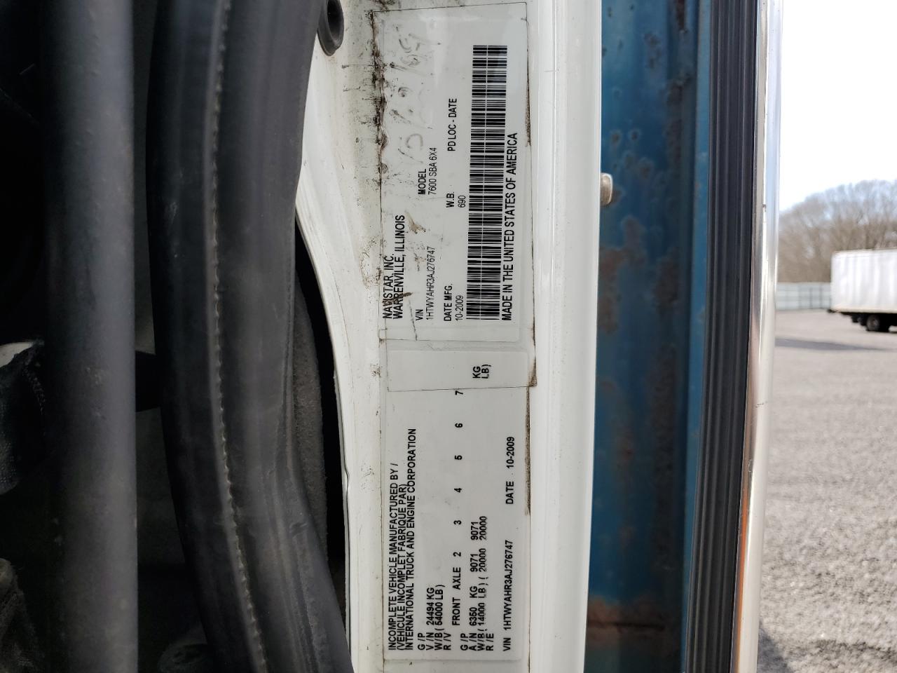 2010 International Workstar 7600 Flatbed Truck VIN: 1HTWYAHR3AJ276747 Lot: 52636445
