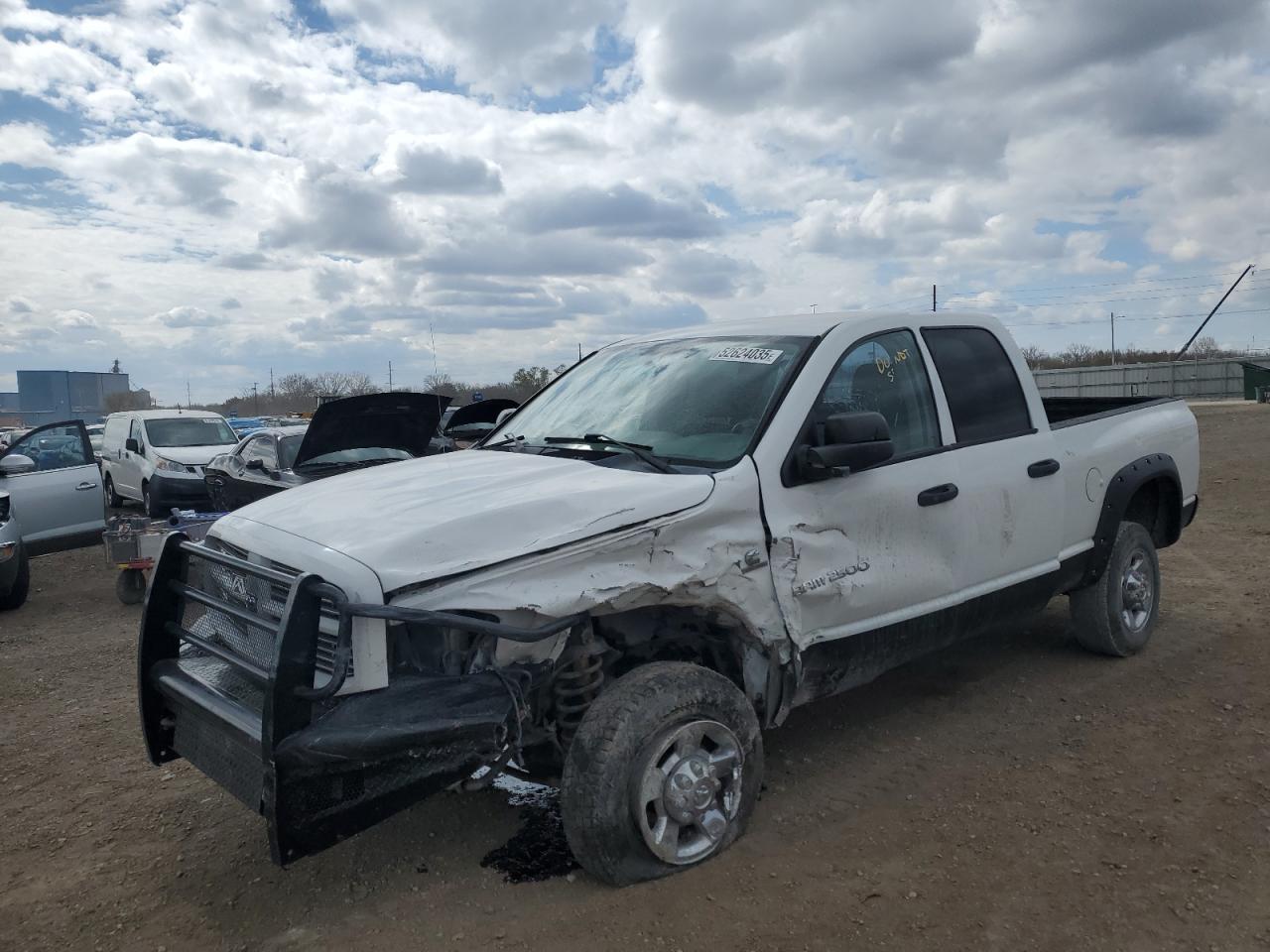 Des Moines, IA에서 판매 중인 2006 Dodge Ram 2500 St - Front End
