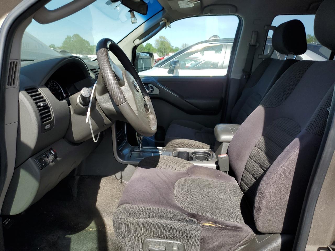 2005 Nissan Pathfinder VIN: 5N1AR18W15C727643 Lot: 54965125