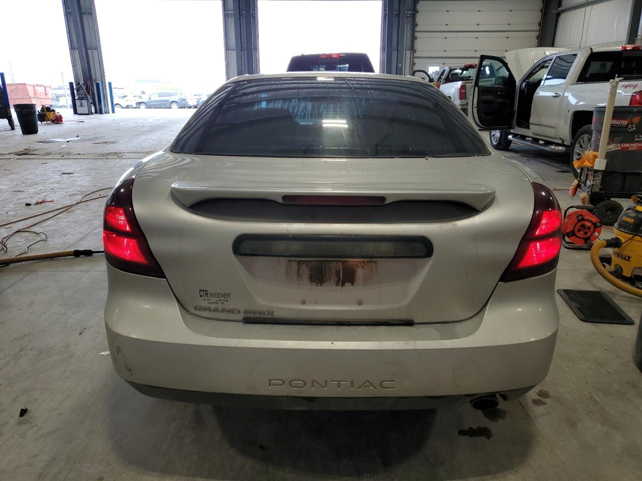 2005 Pontiac Grand Prix VIN: 2G2WP522051237153 Lot: 54293235